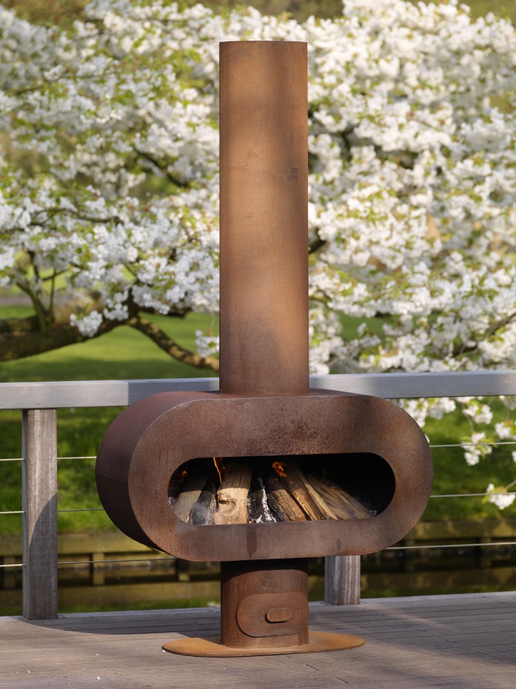 Smaak Heerlijk skelet Genieten bij een stoere buitenhaard met grill - UW-tuin.nl