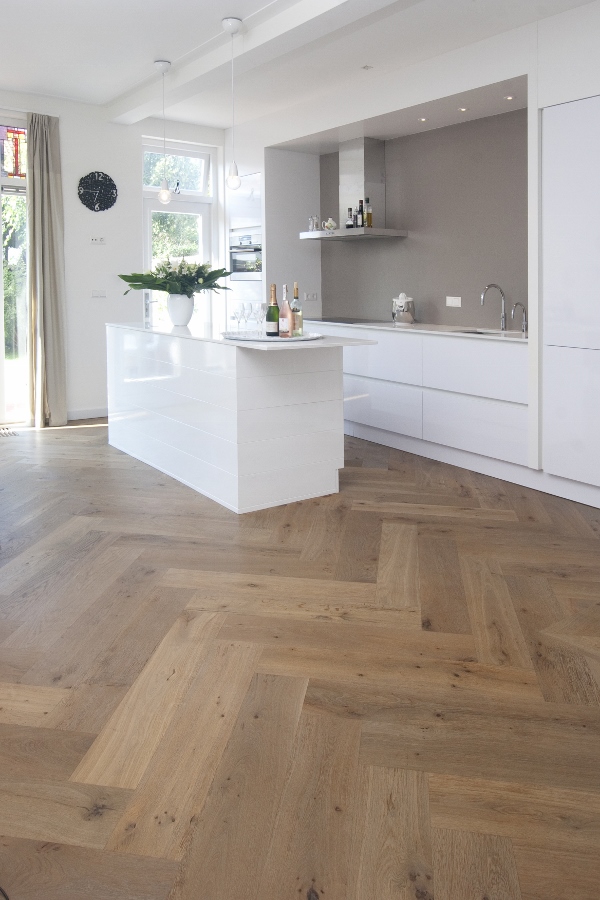 Een houten vloer in de keuken nieuws startpagina voor keuken ...