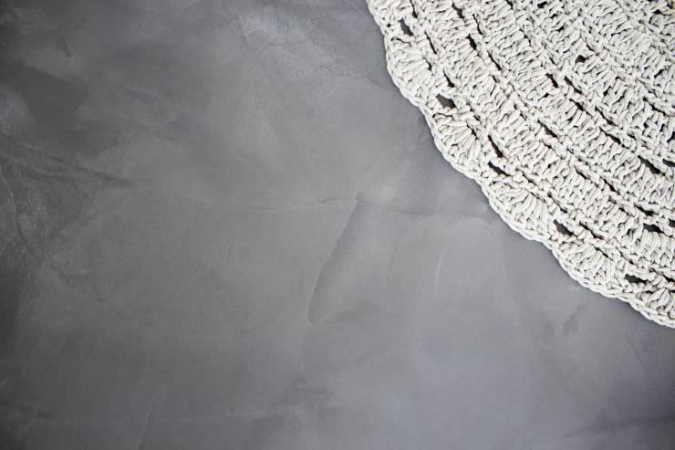 Gietvloer met betonlook. Betonlook vloer via Motionvloer #betonlook #vloer #interieur #motionvloer