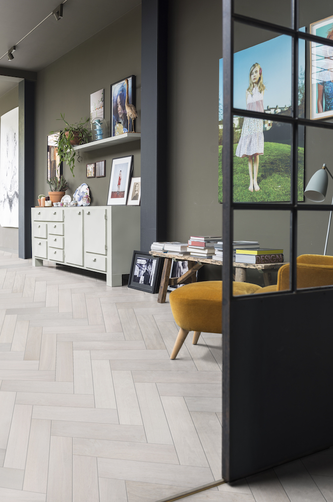 Creeer je eigen unieke houten vloer met Create your Solidfloor - Solidfloor houten visgraat vloer Herringbone #interieur #houtenvloer #solidfloor #vloer #visgraat