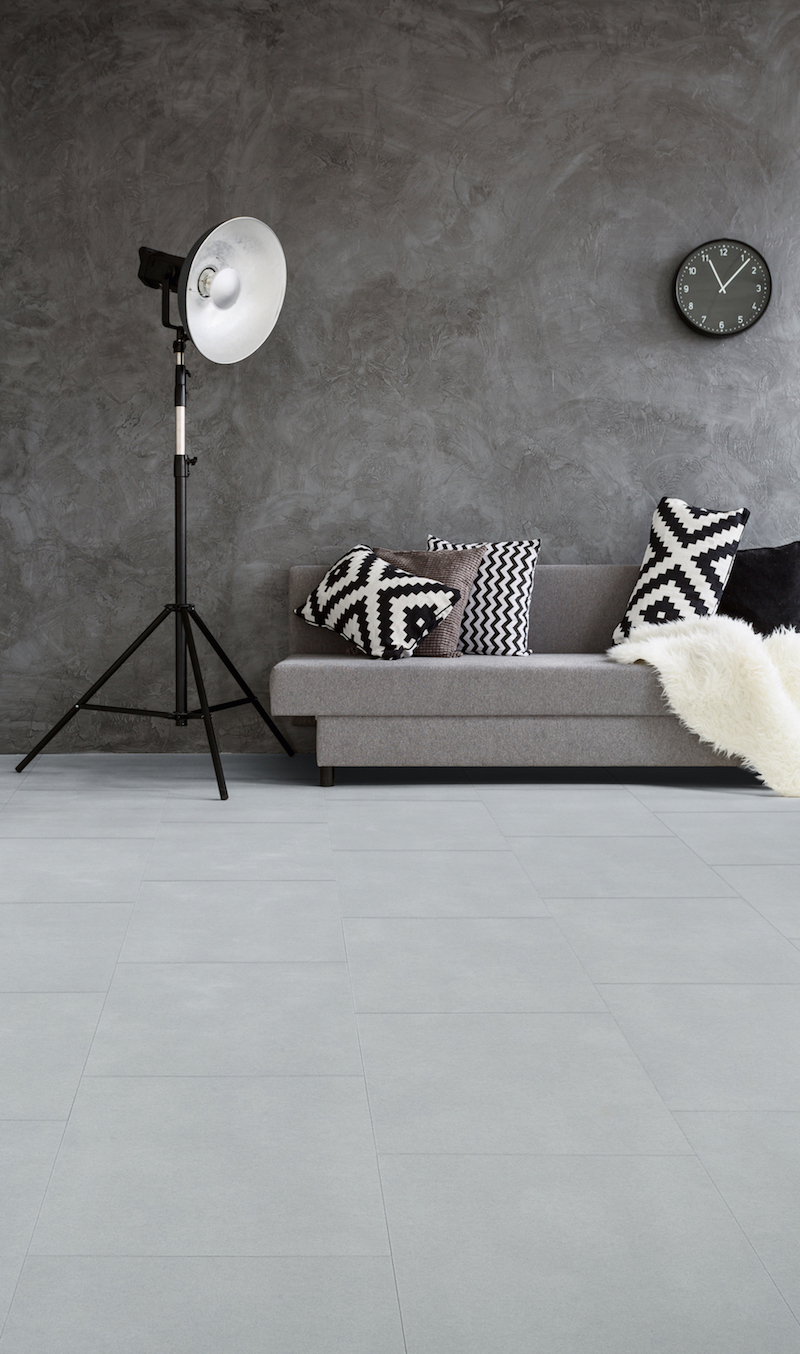 Beton is hot in het interieur. PVC vloer Desert Stone met betonlook van Moduleo #betonlook #interieur #vloer #moduleo