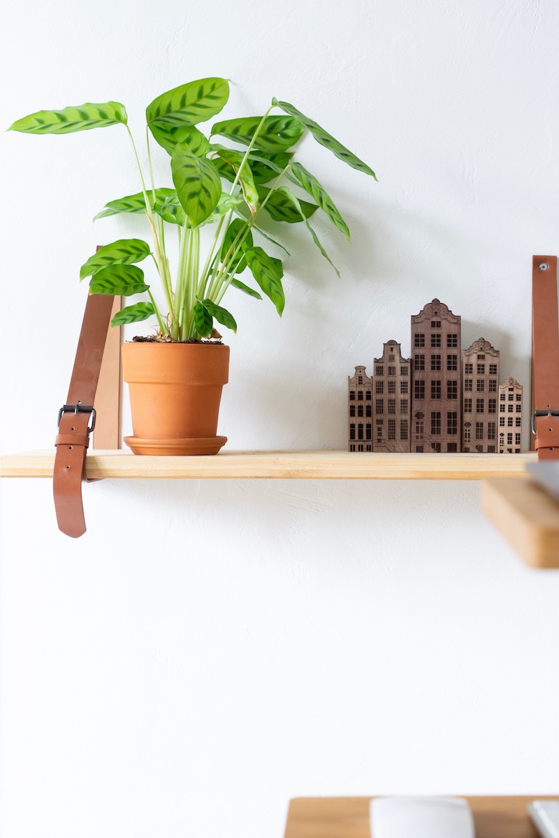 Houten grachtenhuisjes #accessoires #interieur #woodenamsterdam