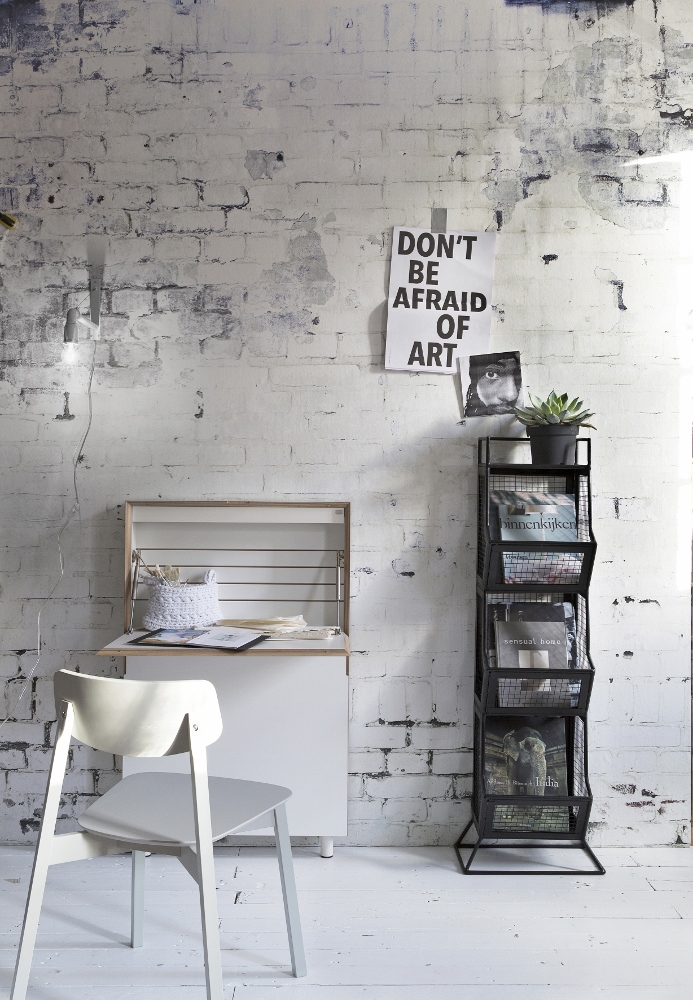 Van strakke wand naar oude muur. Het vliesbehang Factory met witte afgebladderde bakstenen zorgt voor een ultiem loft-gevoel. 