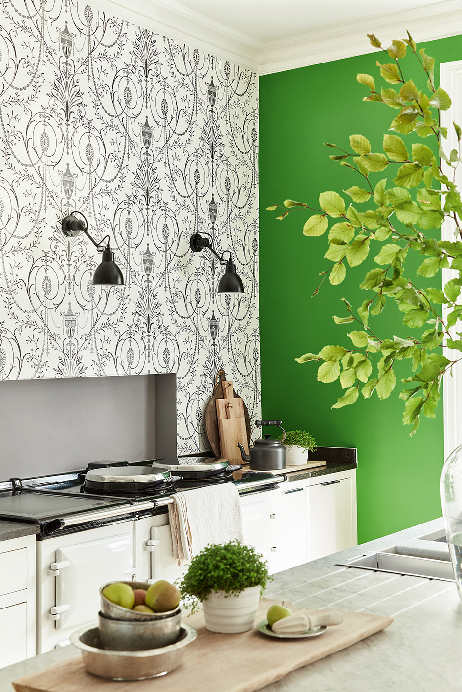 Behang Little Green #interieur #behang #interieurinspiratie #kleur #wandbekleding #interior