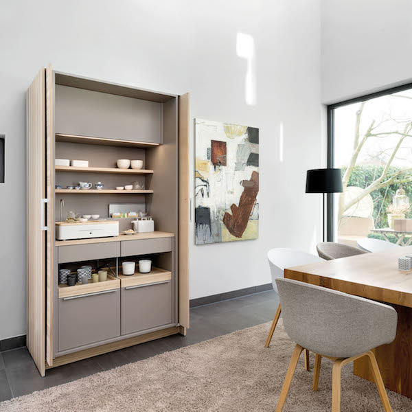 Foto Poggenpohl +STAGE themakasten: bar, keuken, ontbijt & garderobe FotoPoggenpohl +STAGE themakasten: bar, keuken, ontbijt & garderobe